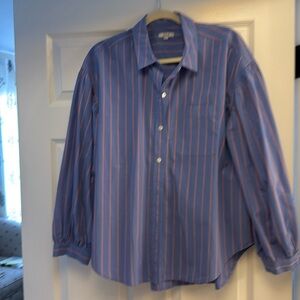 Beautiful cotton, button-down, size large